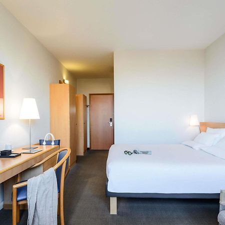 Novotel Torino Corso Giulio Cesare Εξωτερικό φωτογραφία