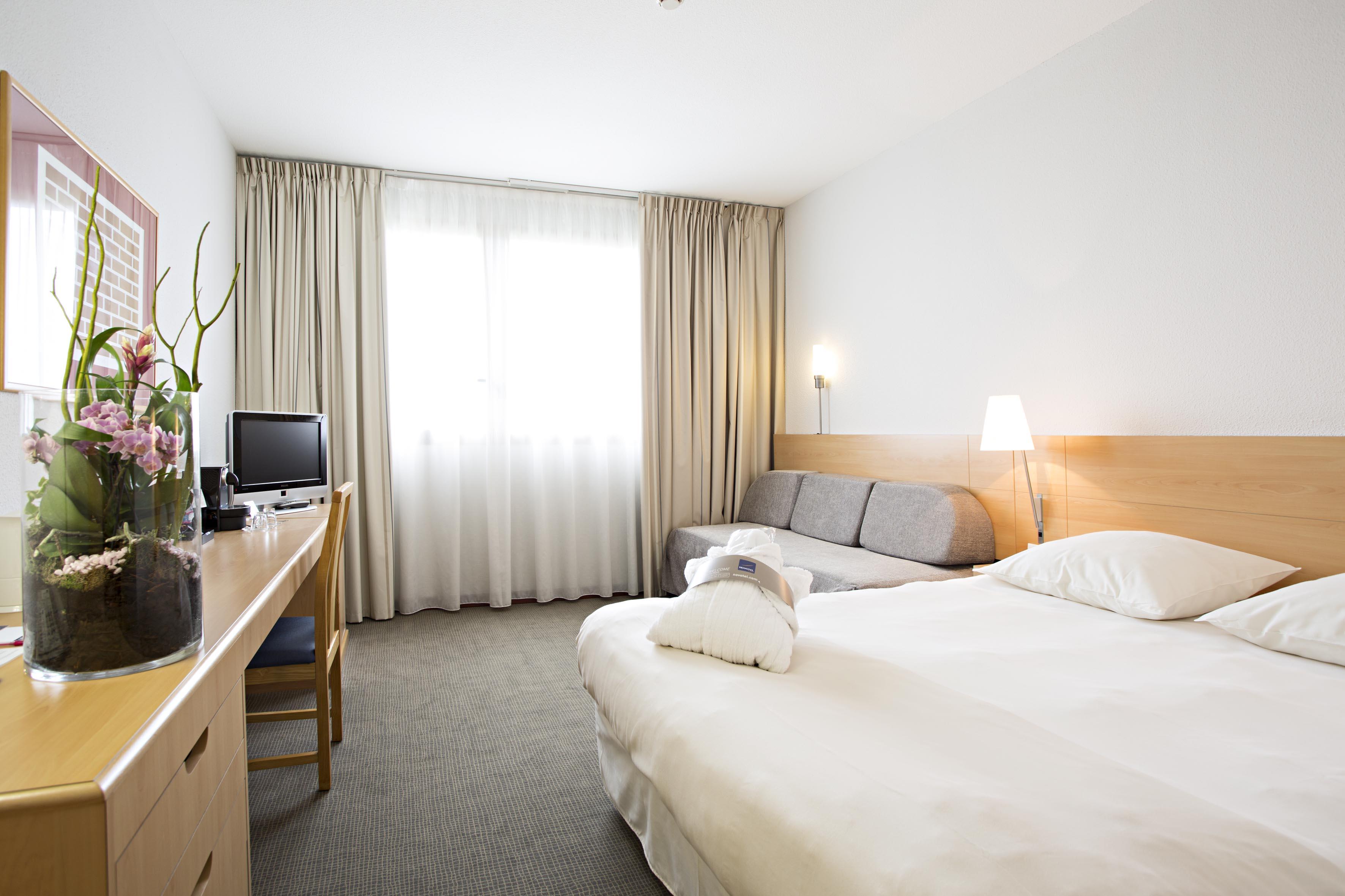 Novotel Torino Corso Giulio Cesare Εξωτερικό φωτογραφία