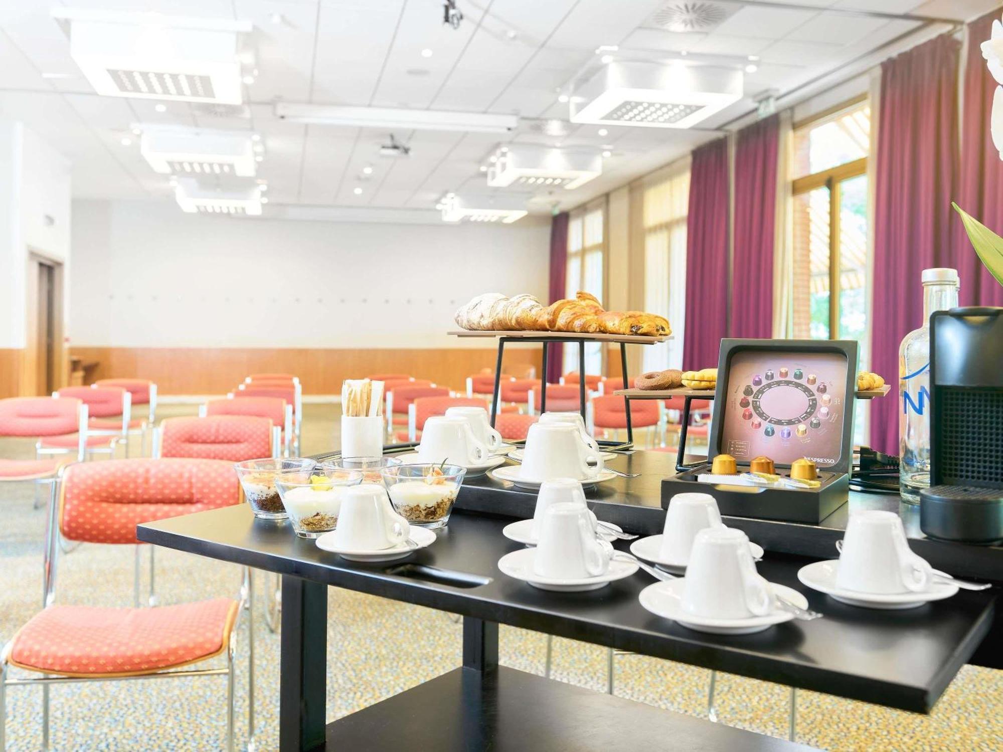 Novotel Torino Corso Giulio Cesare Εξωτερικό φωτογραφία
