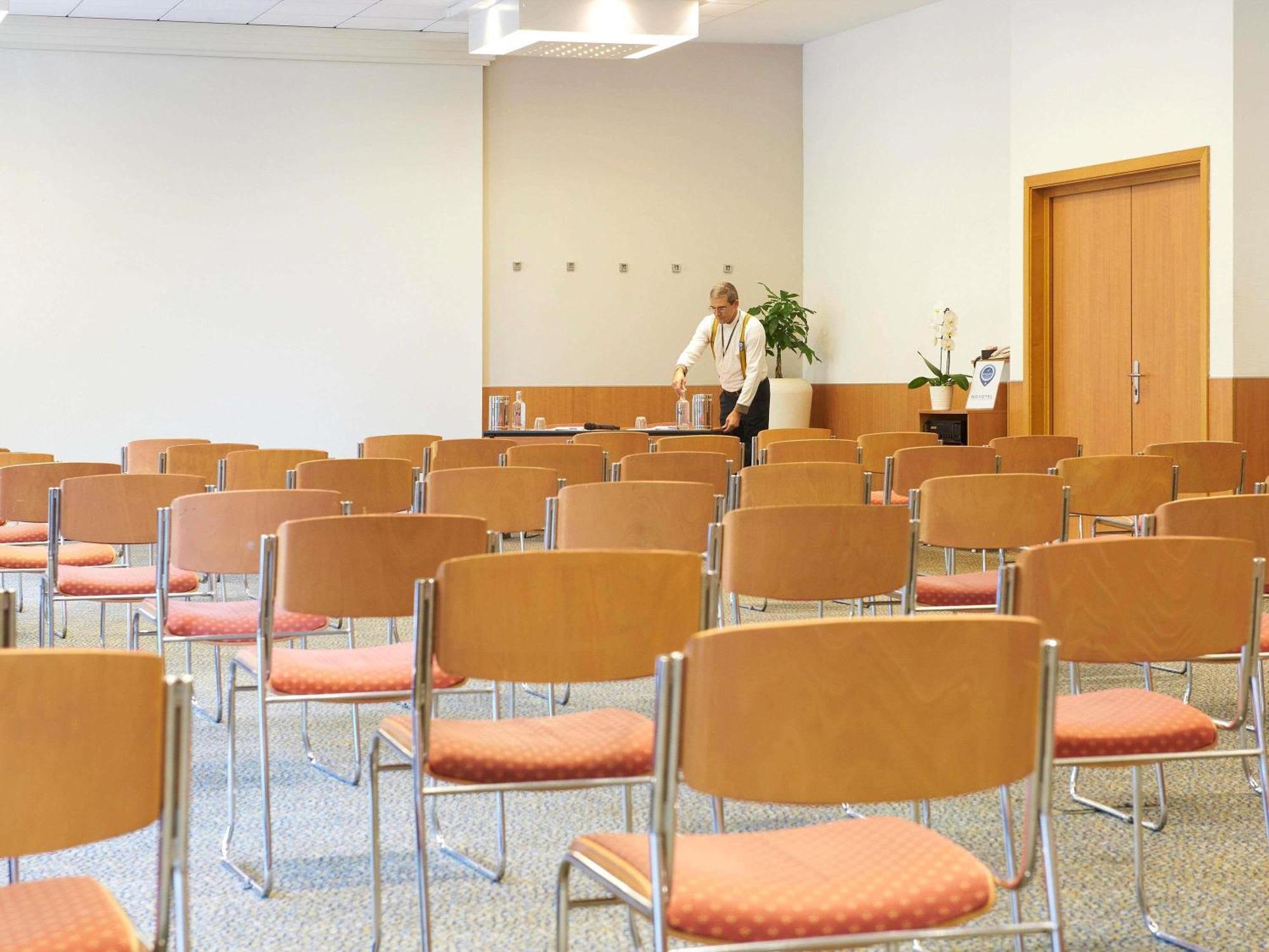 Novotel Torino Corso Giulio Cesare Εξωτερικό φωτογραφία