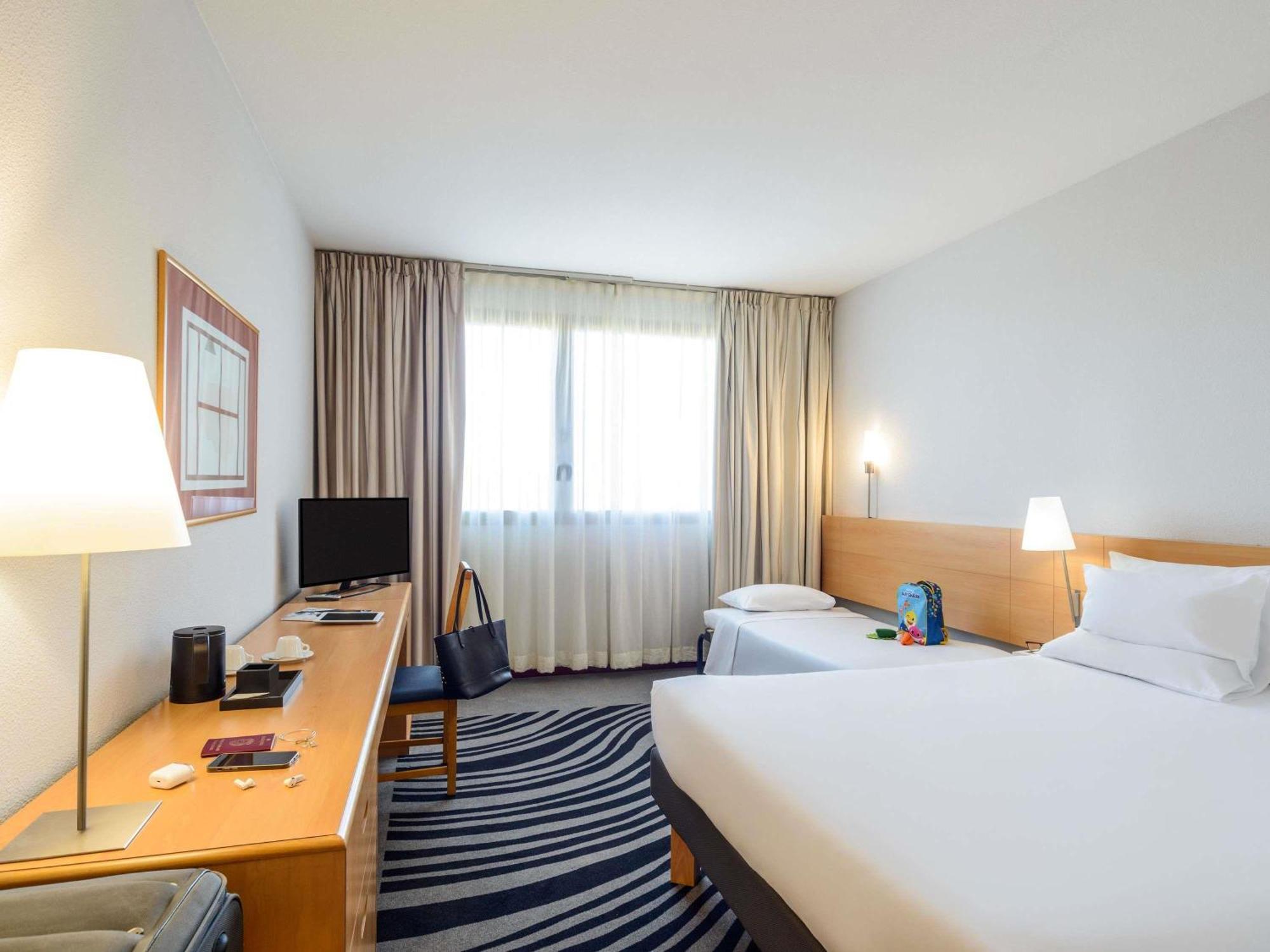 Novotel Torino Corso Giulio Cesare Εξωτερικό φωτογραφία