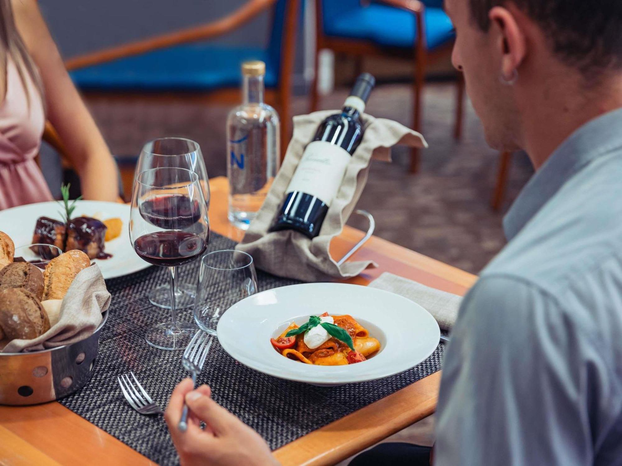 Novotel Torino Corso Giulio Cesare Εξωτερικό φωτογραφία